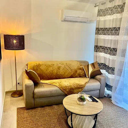 Apartmán Cosy, Calme Et Climatise Proche Centre Antibes